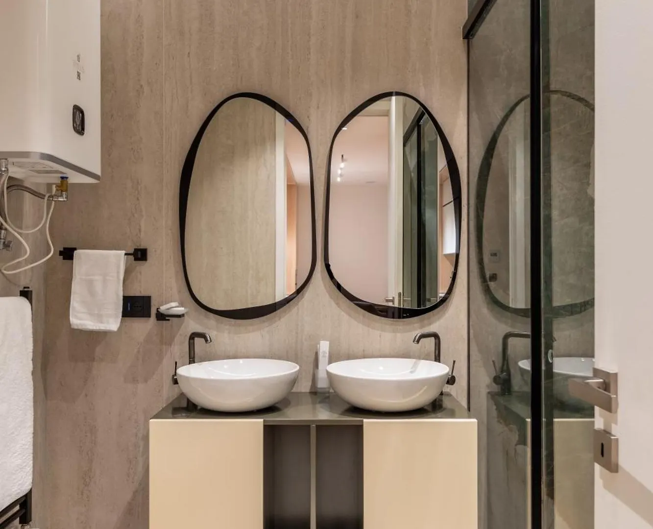 Vater Selected Apartments Tirana Albania