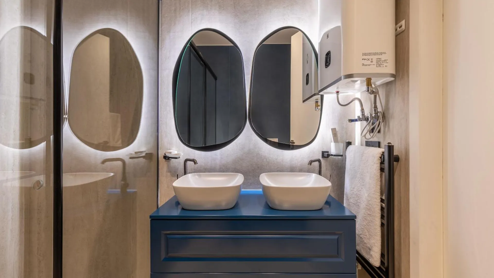 Vater Selected Apartments Tirana